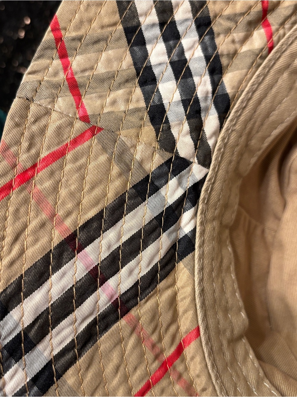 Burberry London Classic Vintage Check Bucket Hat with Embroidered Logo - Picture 10 of 12